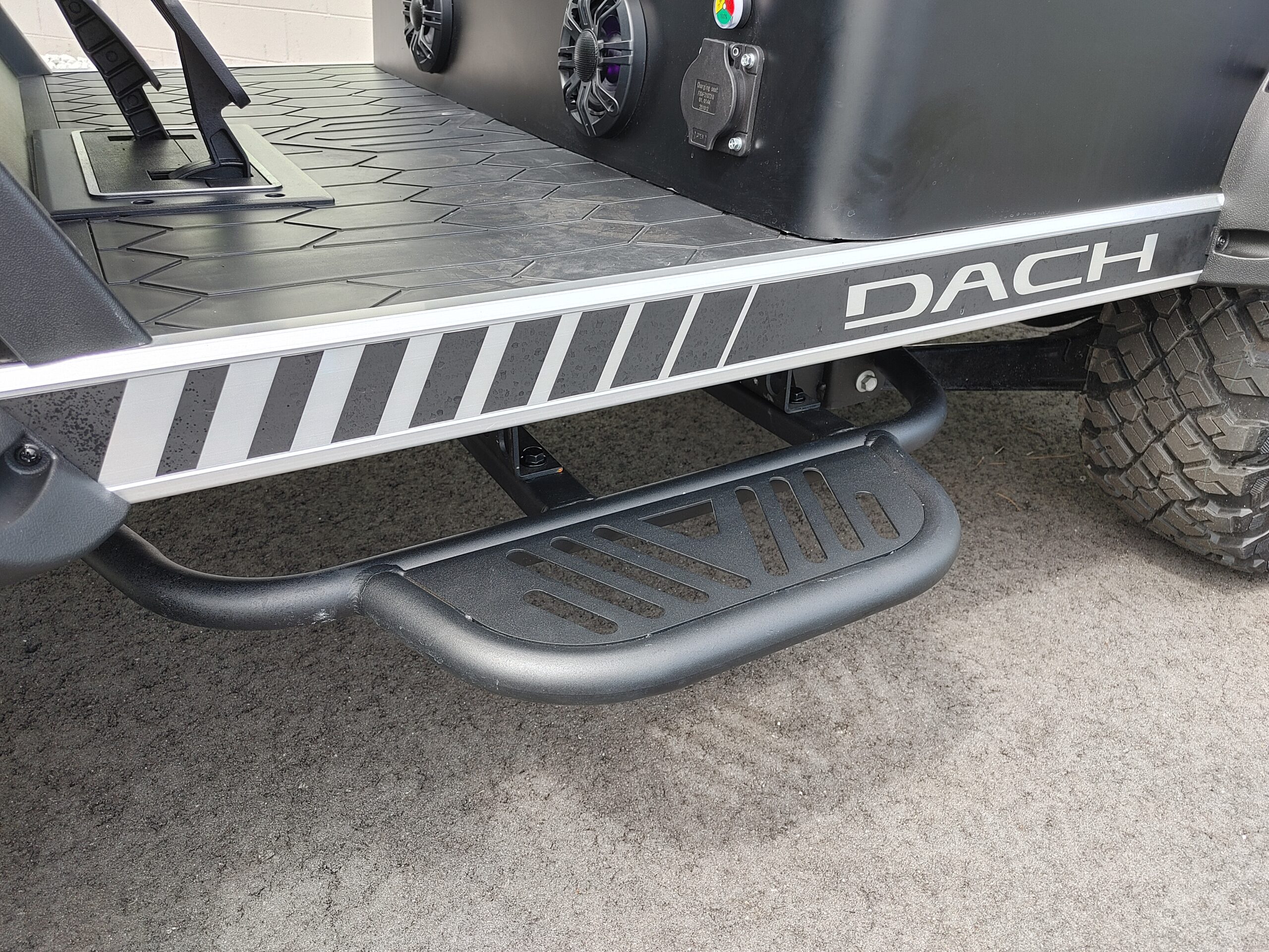 2026 DACH FALCON ULTRA LITHIUM - MATTE BLACK - Image 9