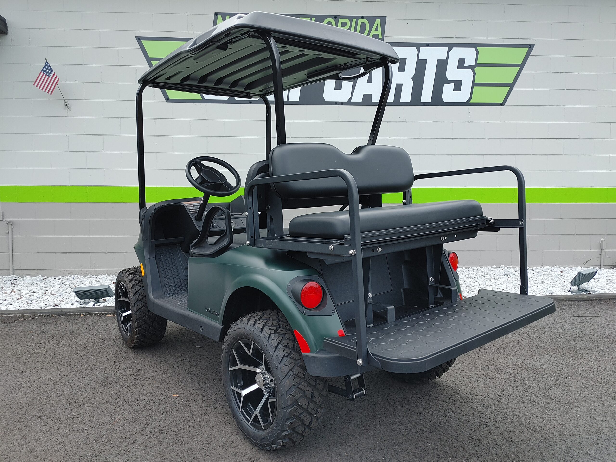 2026 EZGO VALOR GAS - BLOWOUT - Image 3