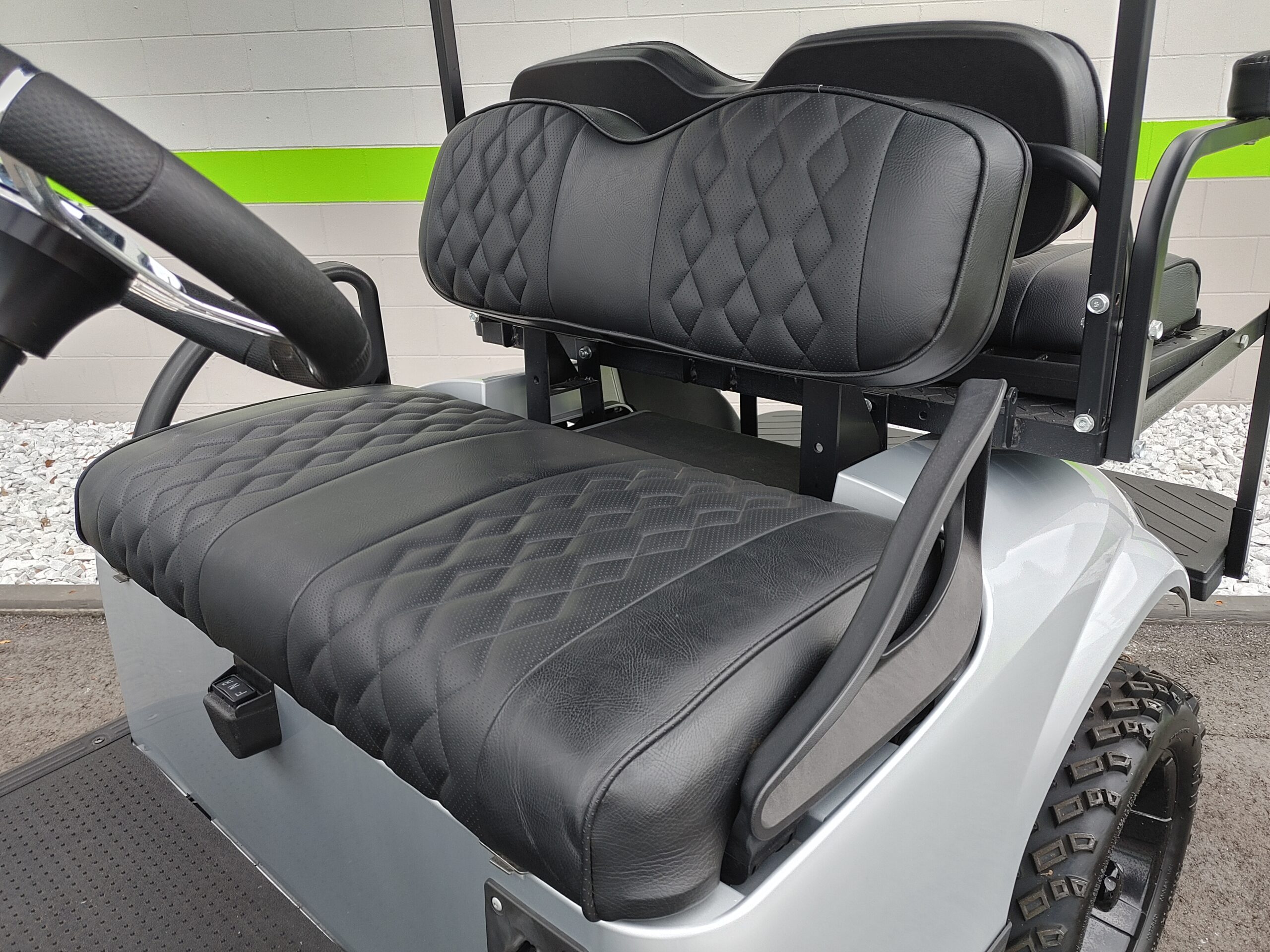 EZGO TXT LITHIUM ELECTRIC - REFURBISHED - Image 6